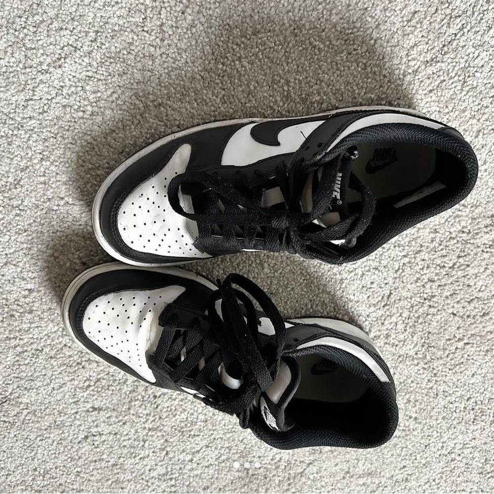 Nike Panda Dunks